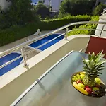 アパート Paradise *