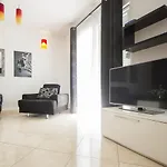 アパート Paradise *