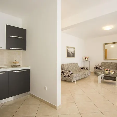 Paradise Apartman *