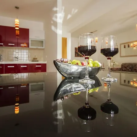 Paradise Apartment